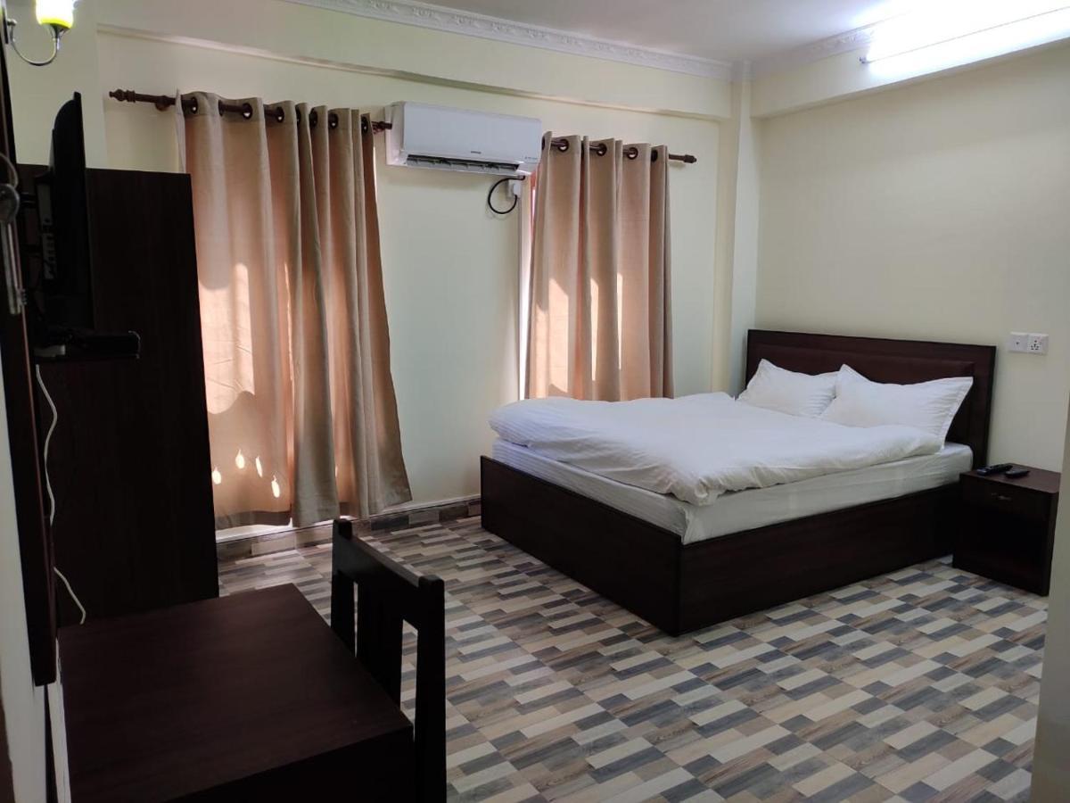 Pashupati View Hotel Katmandu Zewnętrze zdjęcie