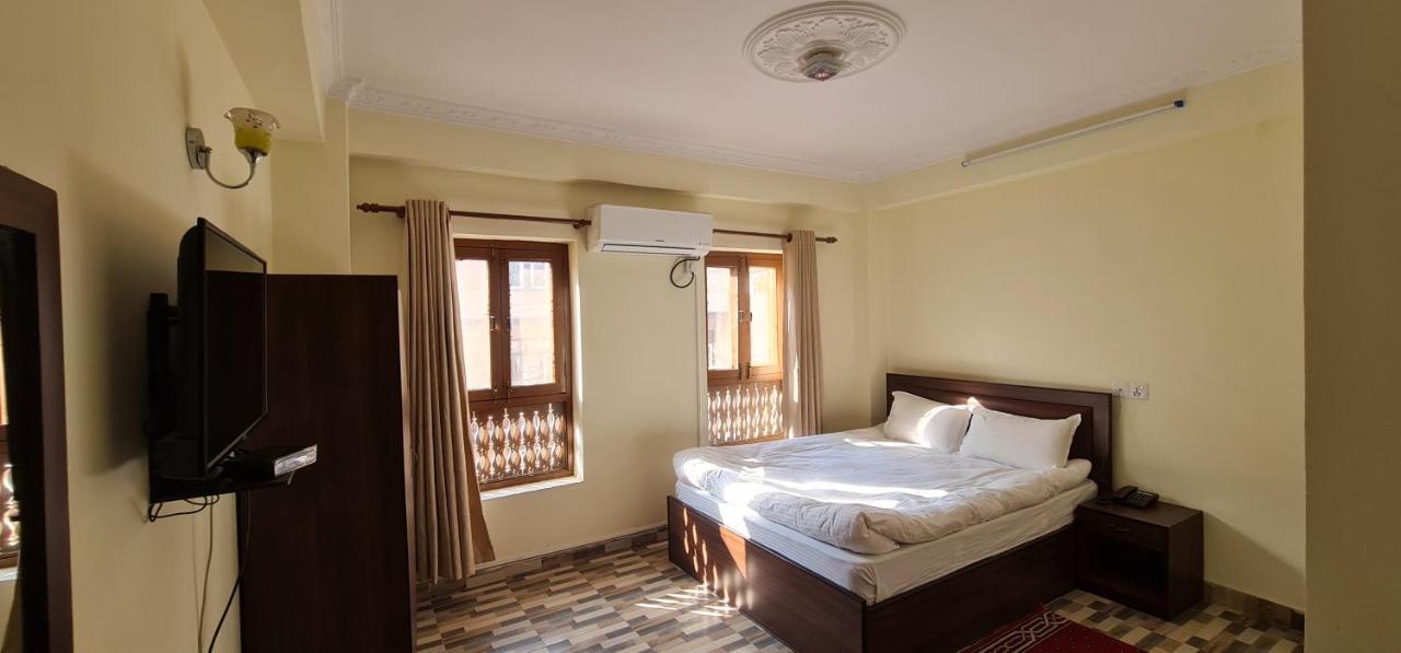 Pashupati View Hotel Katmandu Zewnętrze zdjęcie