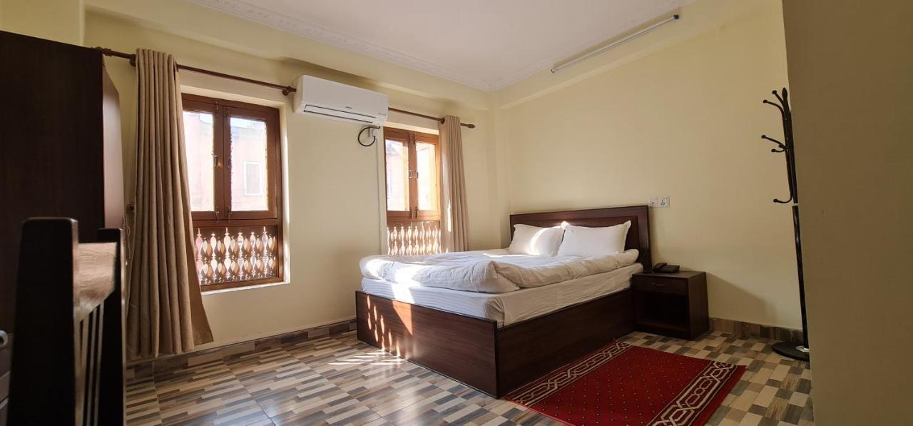 Pashupati View Hotel Katmandu Zewnętrze zdjęcie